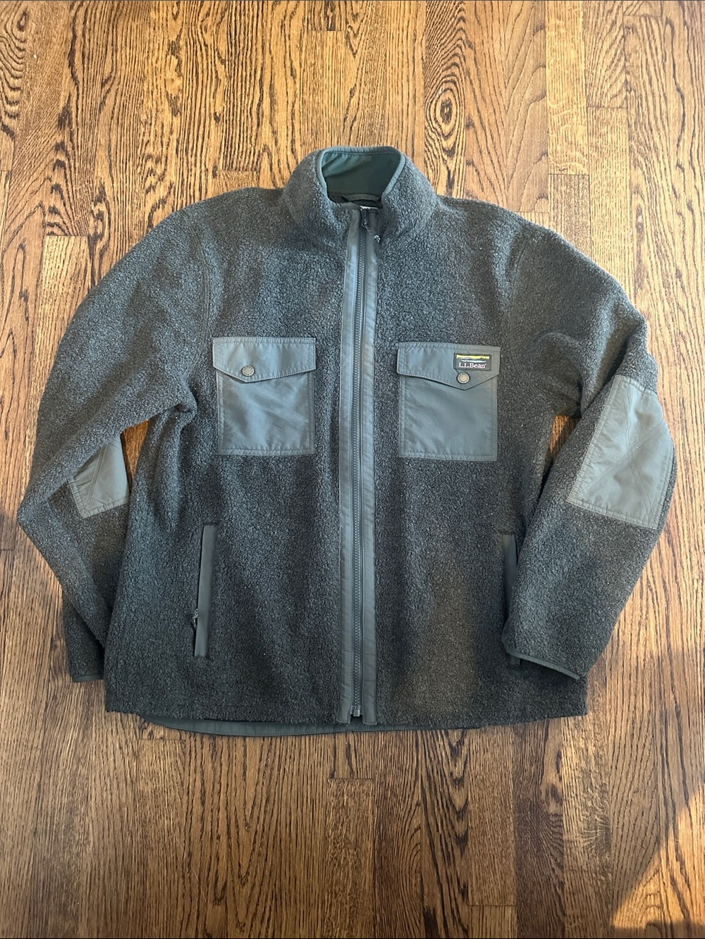 L.L. Bean Men's Olive Green Fleece Jacket with Reinforced Pockets